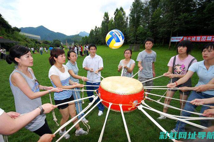 轰鸣中的奋进：加油发动机吼叫，驱动向前 (轰鸣中的奋进作文素材)